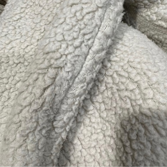 Patagonia Sherpa Quarter-Zip (women’s S) - Picture 8 of 8